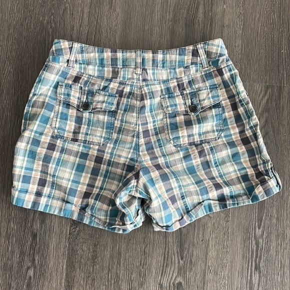 Sz10 Sonoma plaid cuffed shorts in blues and cream colours. GUC - Picture 4 of 6
